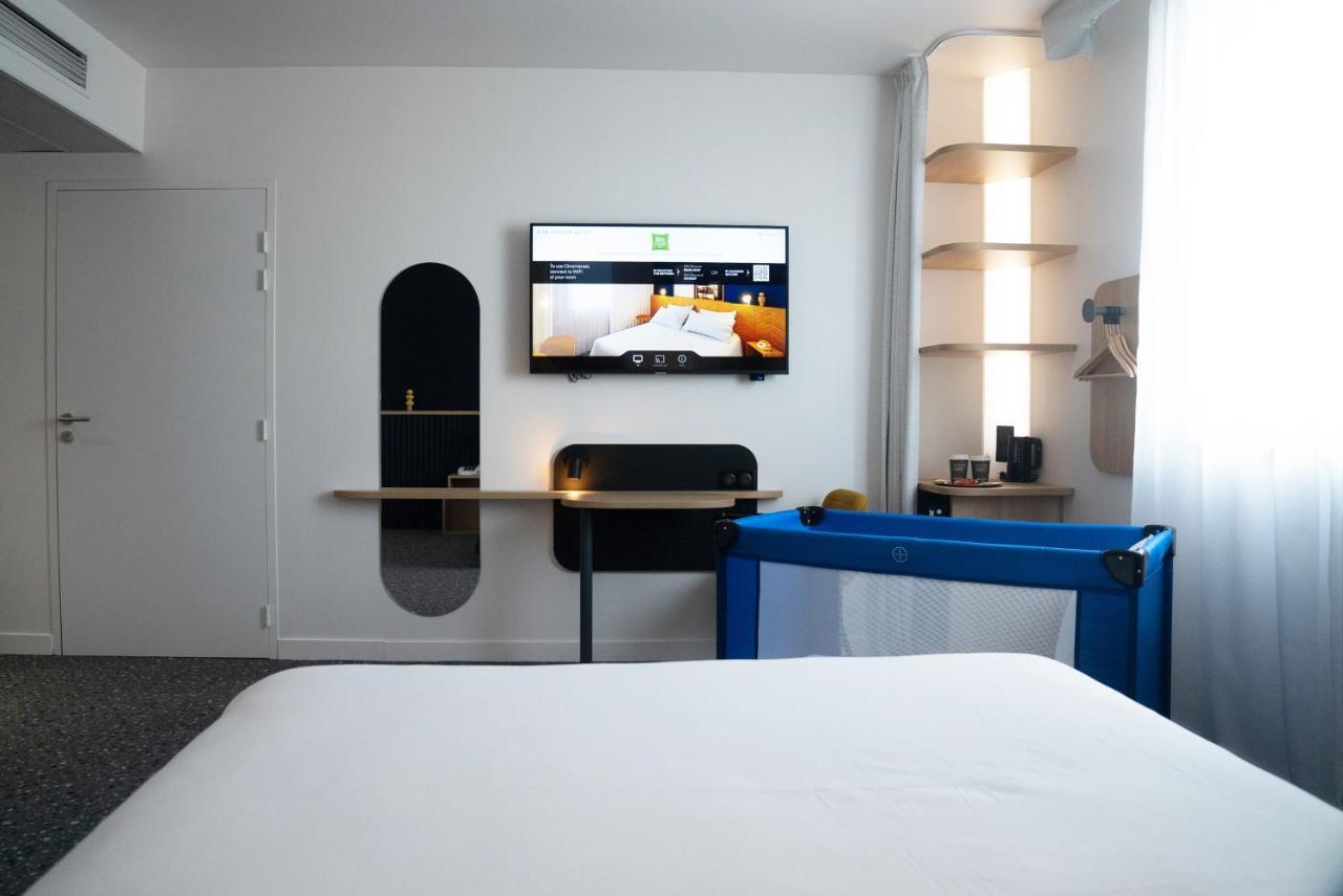 Ibis Styles Paris ロマンヴィル エクステリア 写真